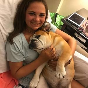 Meet your Posher, Kenzie